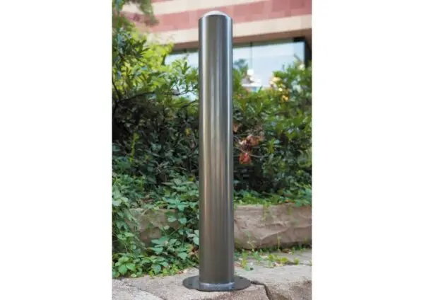 Richmond Bollard - Image 2